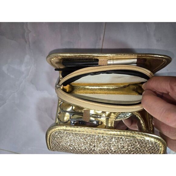 Womens Gold Sequined Travel Makeup And Grooming Accessories Case. - Picture 6 of 11